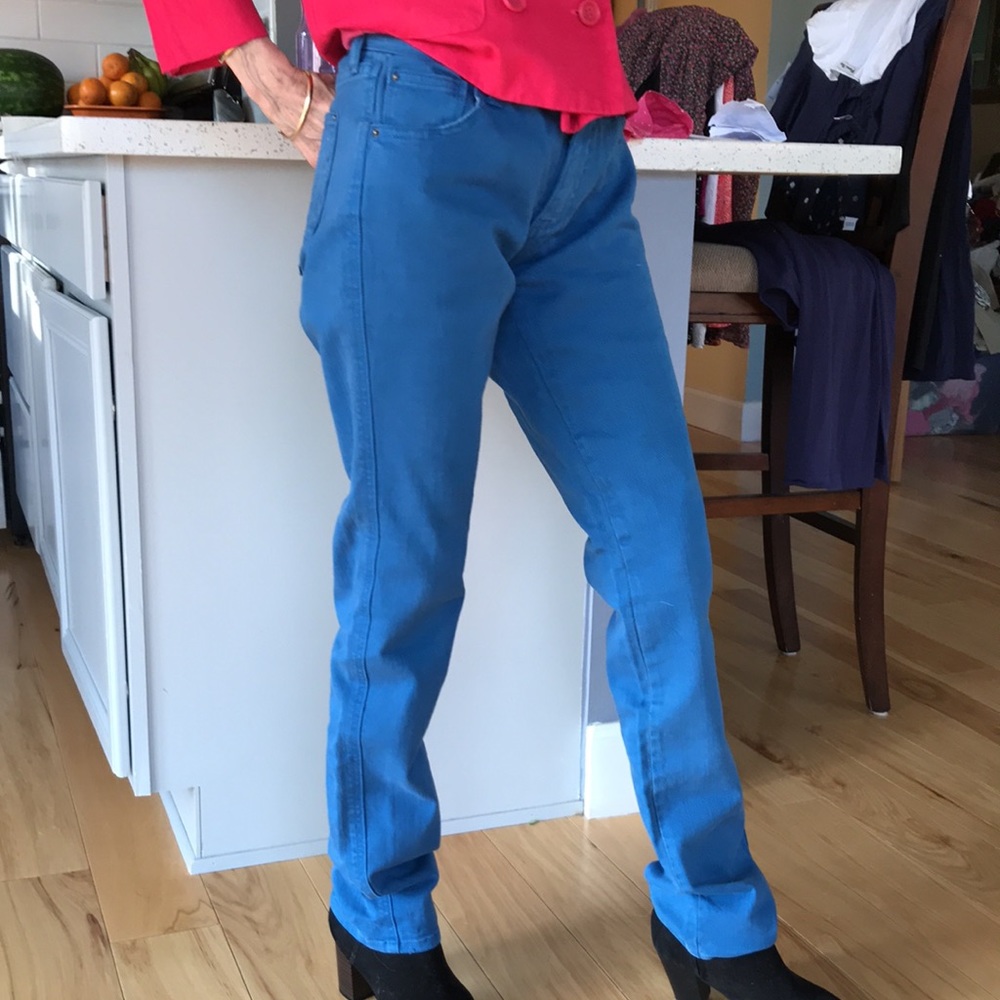 Blue Jeans - Picture 2 of 2